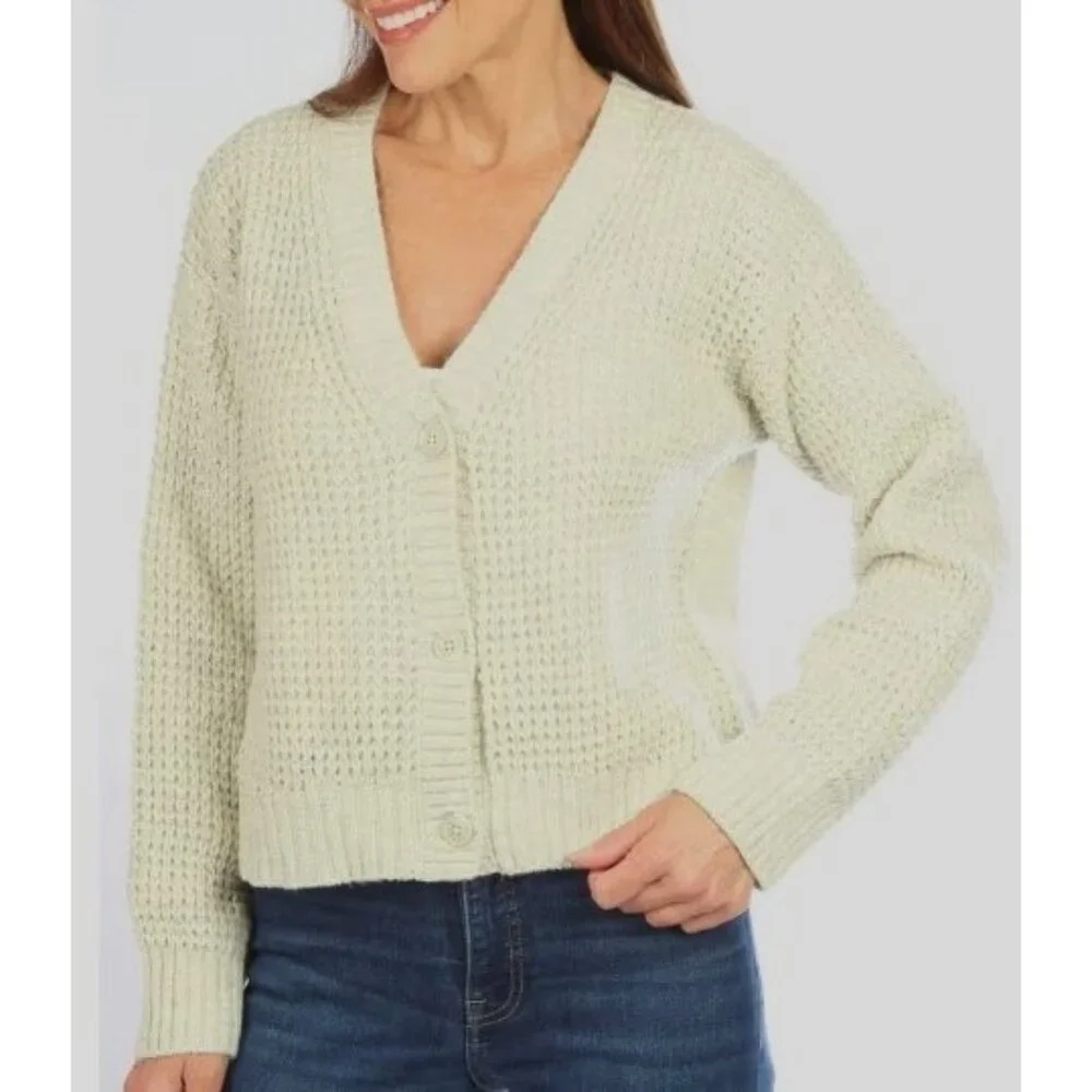 Steve Madden Knit button Cardigan MEDIUM (899) - Picture 5 of 10